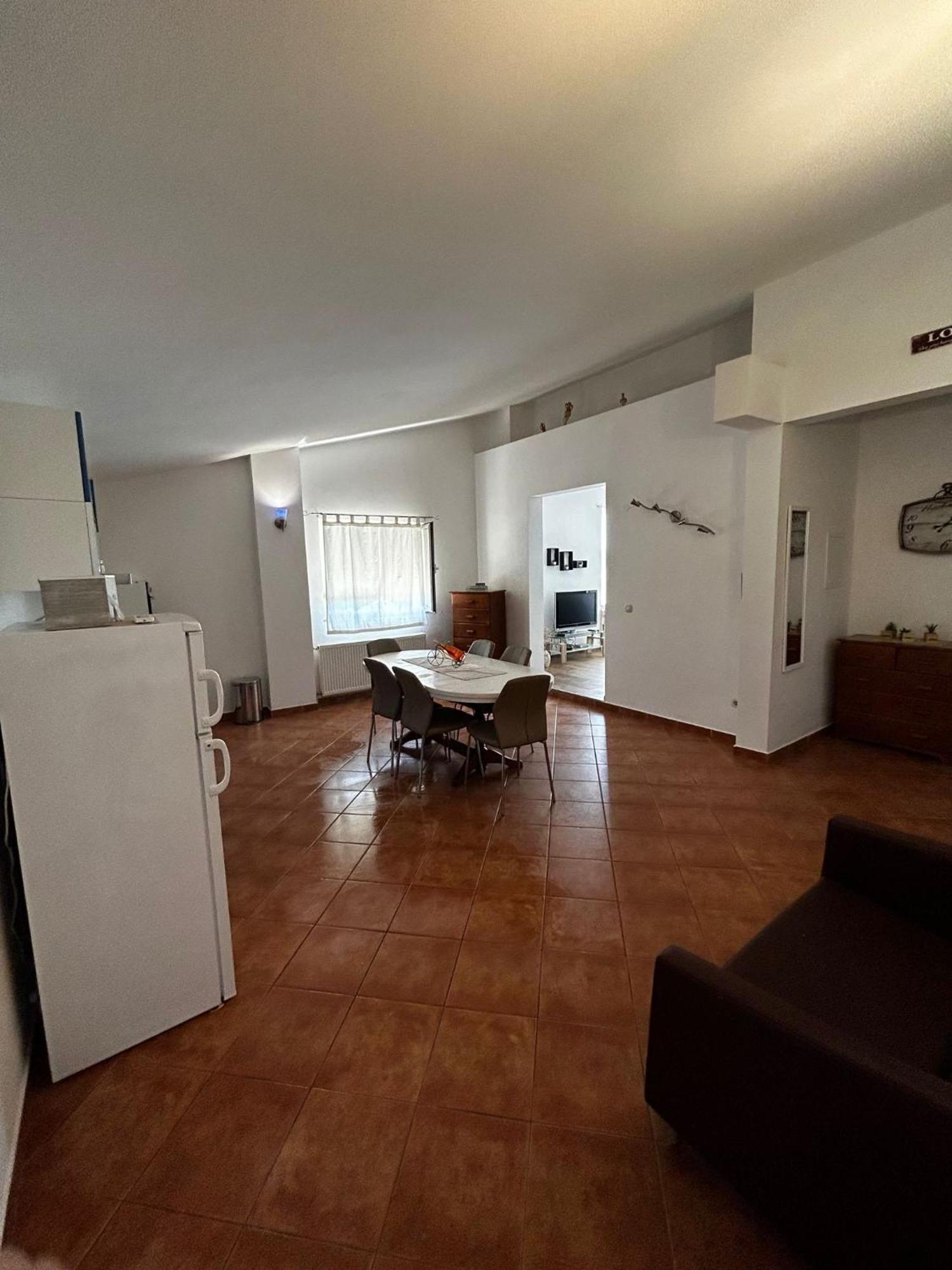Apartments Petrovic พิโรวัซ ภายนอก รูปภาพ