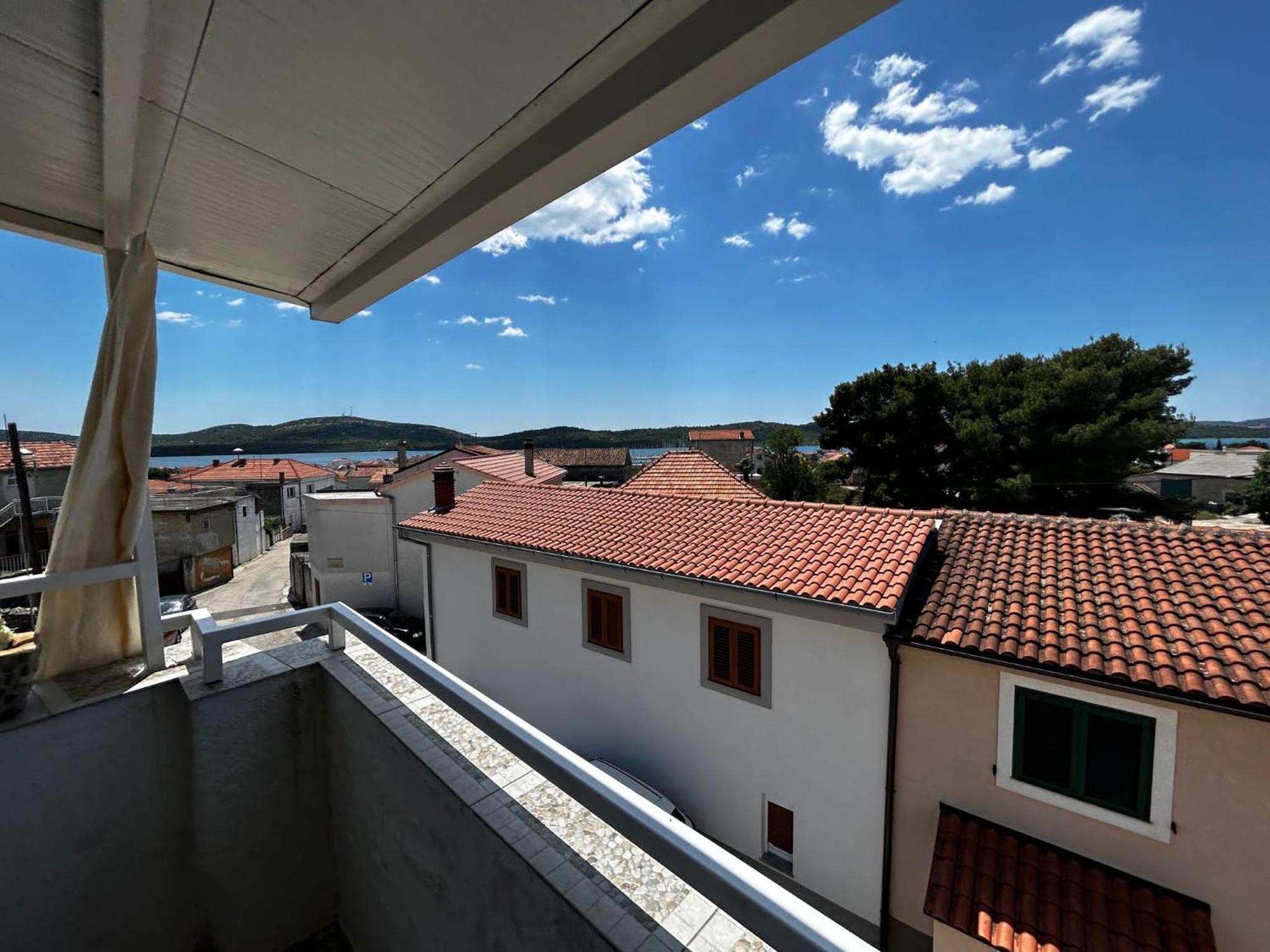 Apartments Petrovic พิโรวัซ ภายนอก รูปภาพ